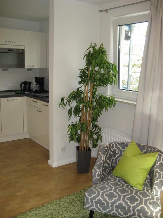 Hochwertiges Apartment Im Gruenen, Zentral Gelegen, Ruhig, Balkon Hannover Ngoại thất bức ảnh